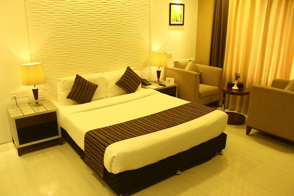Hotel Abaam Cochin Kochi Zimmer foto
