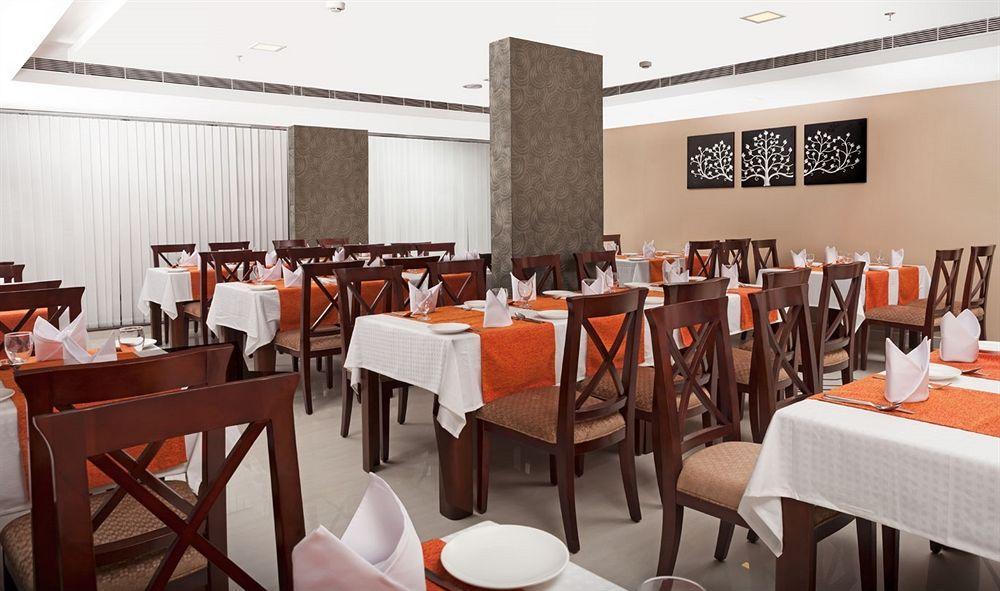 Hotel Abaam Cochin Kochi Exterior foto